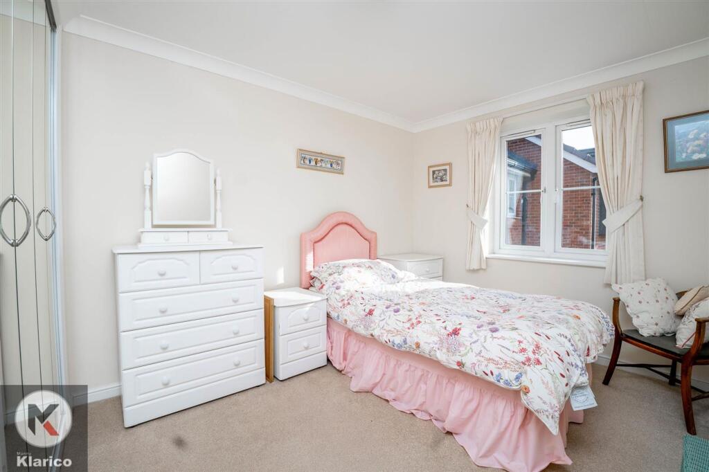 Additional image 7 of Stratford Road, Hall Green, B28