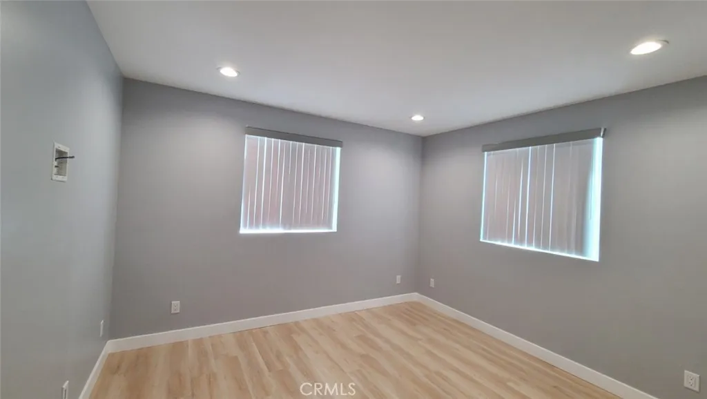 Additional image 40 of 142 W 84th St, Los Angeles, CA 90003