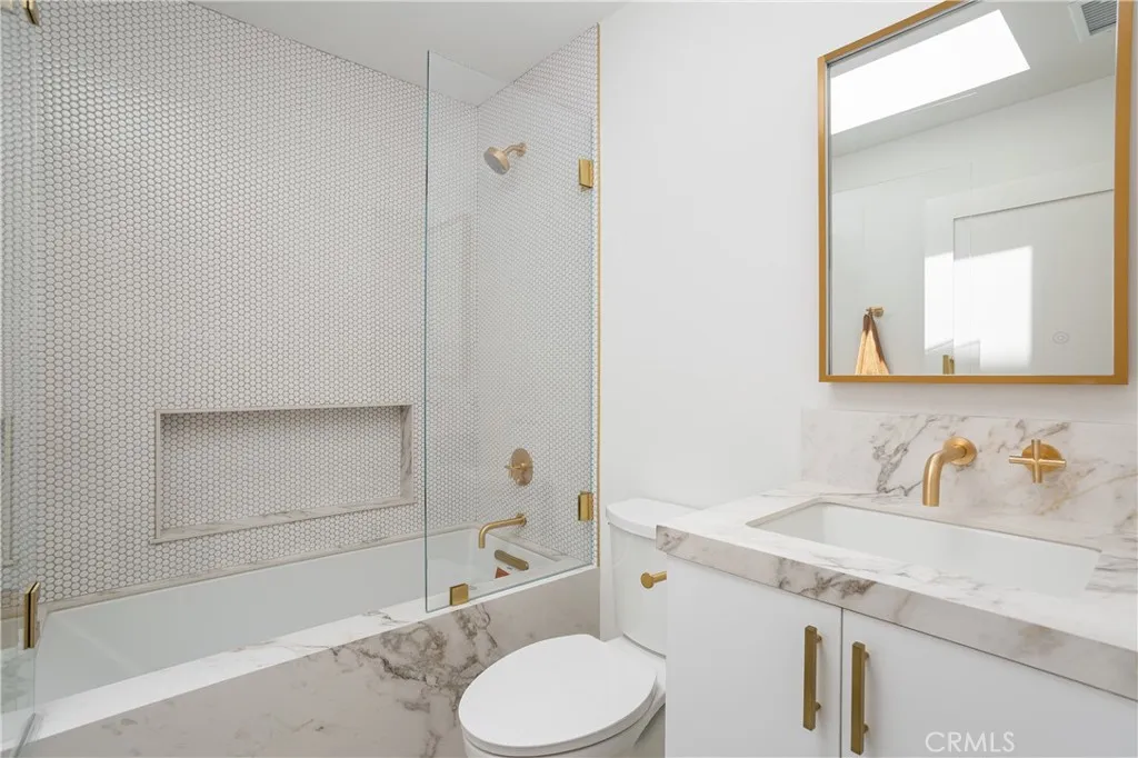 Additional image 72 of 212 E 19th Street, Costa Mesa, CA 92627