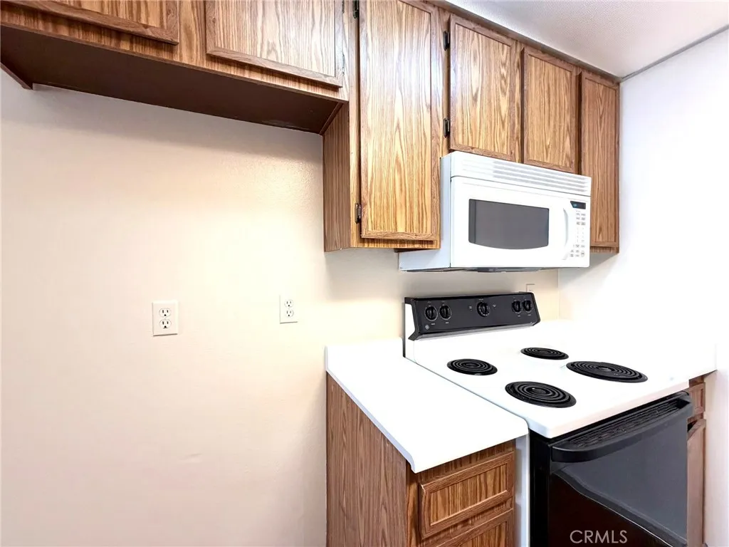 Additional image 33 of 2031 La Mesa Court, Hemet, CA 92545