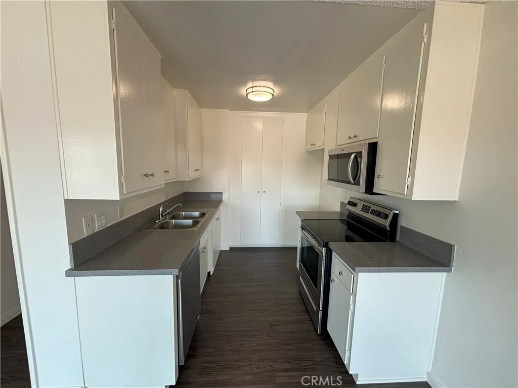 Additional image 33 of 3710 Garnet Street Unit 202, Torrance, CA 90503