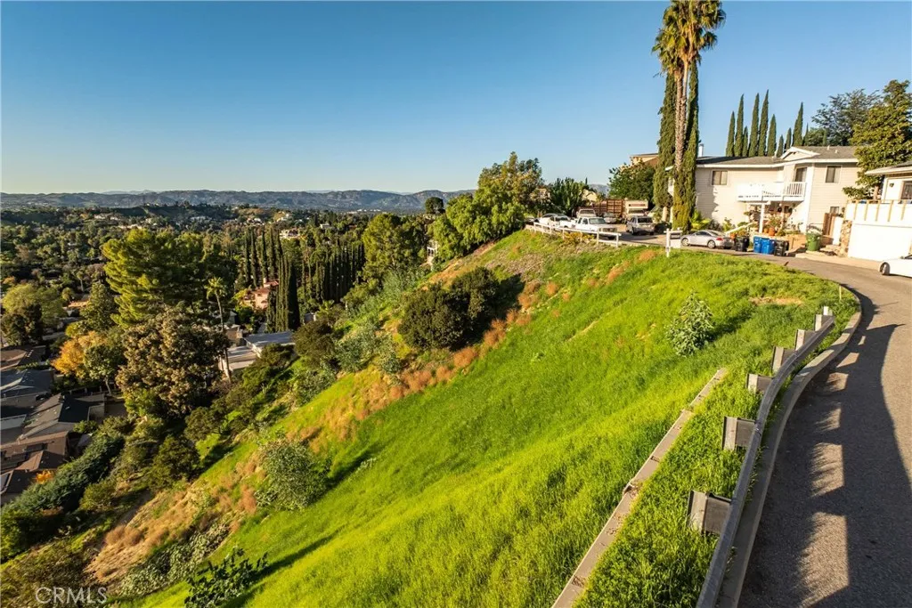 Additional image 3 of 32 San Blas Avenue, Woodland Hills, CA 91364