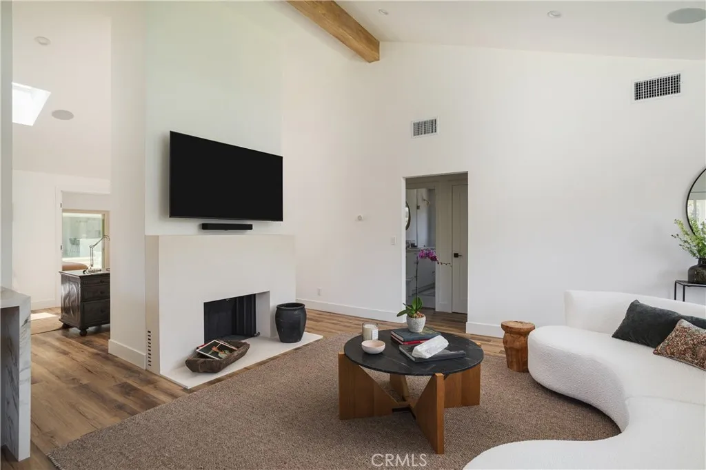 Additional image 51 of 212 E 19th Street, Costa Mesa, CA 92627