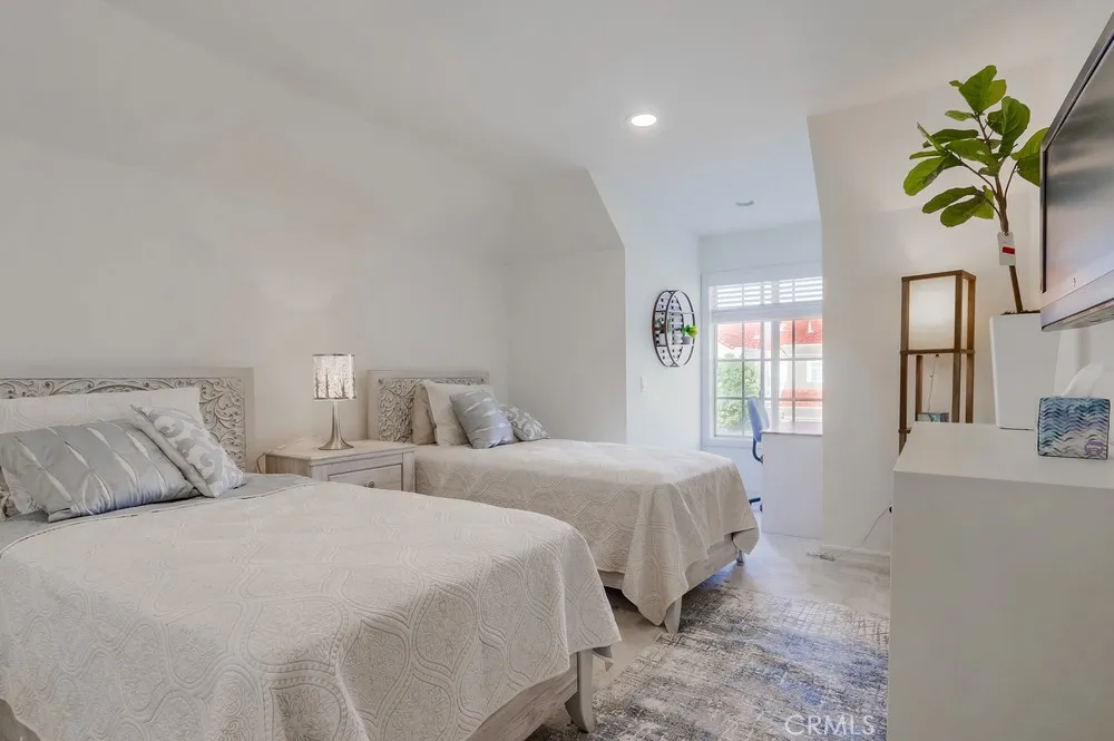 Additional image 98 of 6172 Eaglecrest Dr, Huntington Beach, CA 92648