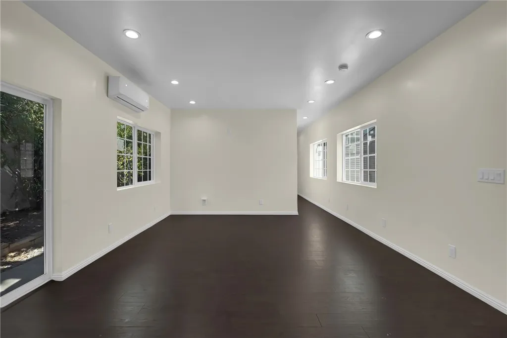 Additional image 6 of 23393 Schoolcraft Street, West Hills, CA 91307
