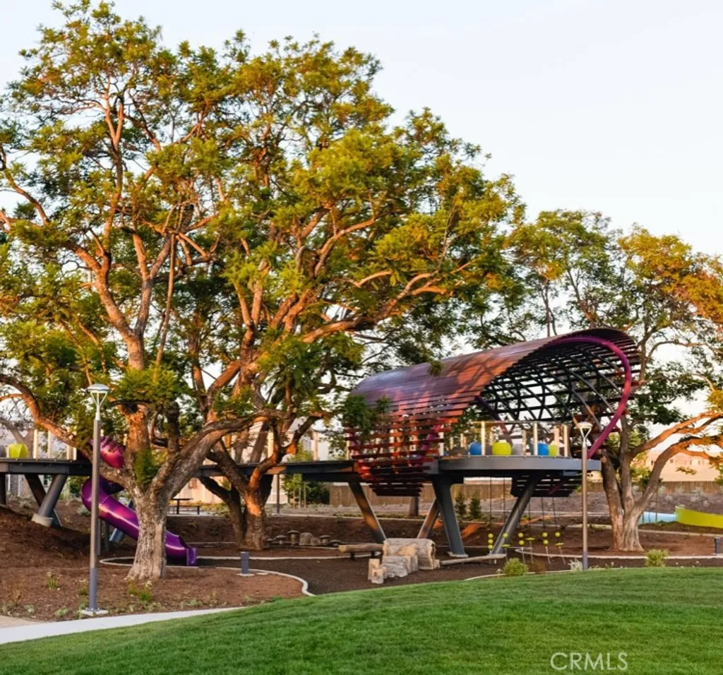 Additional image 39 of 103 Newall, Irvine, CA 92618