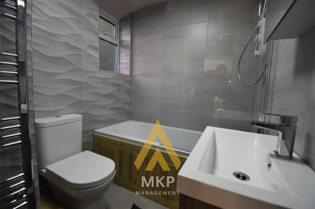 Additional image 10 of Warwards Lane, Selly Oak B29 7RA