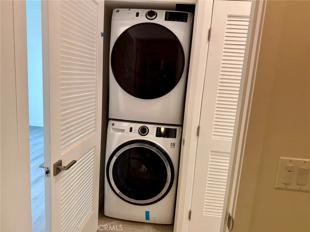 Additional image 23 of 17814 W Bullock st, Encino, CA 91316