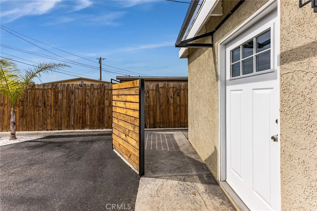 Additional image 2 of 12008 Roscoe Blvd, North Hollywood, CA 91605