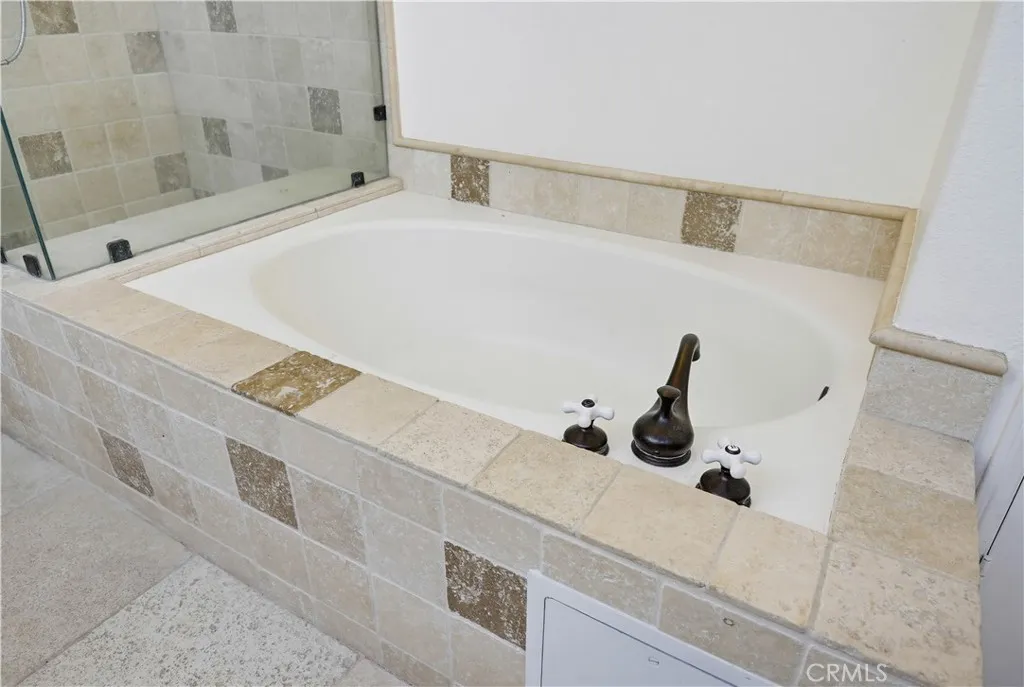 Additional image 78 of 29 Blazewood, Lake Forest, CA 92610