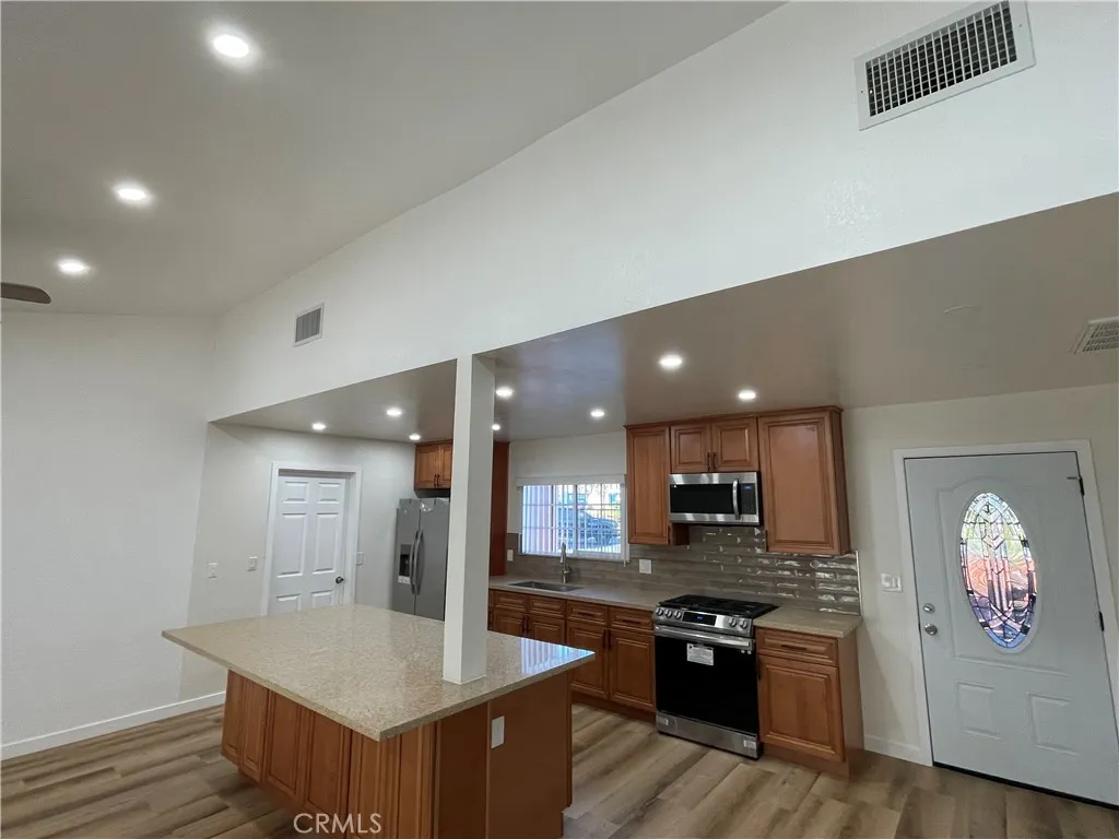 Additional image 21 of 8855 Oneida Avenue, Sun Valley, CA 91352