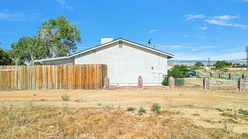 Additional image 18 of 9424 Walpole Avenue, California City, CA 93505