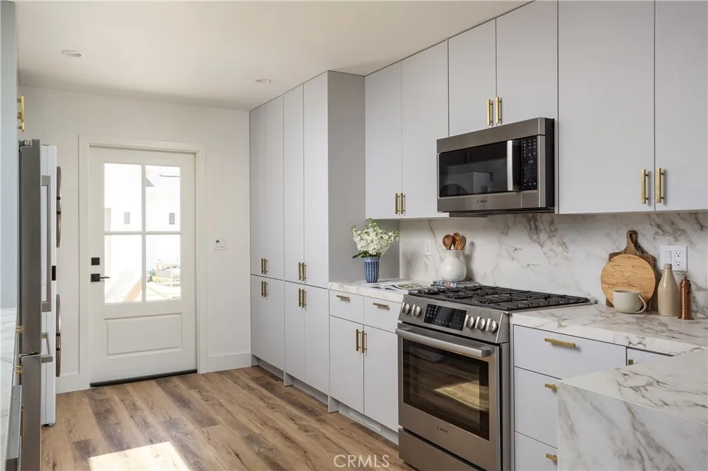 Additional image 48 of 212 E 19th Street, Costa Mesa, CA 92627