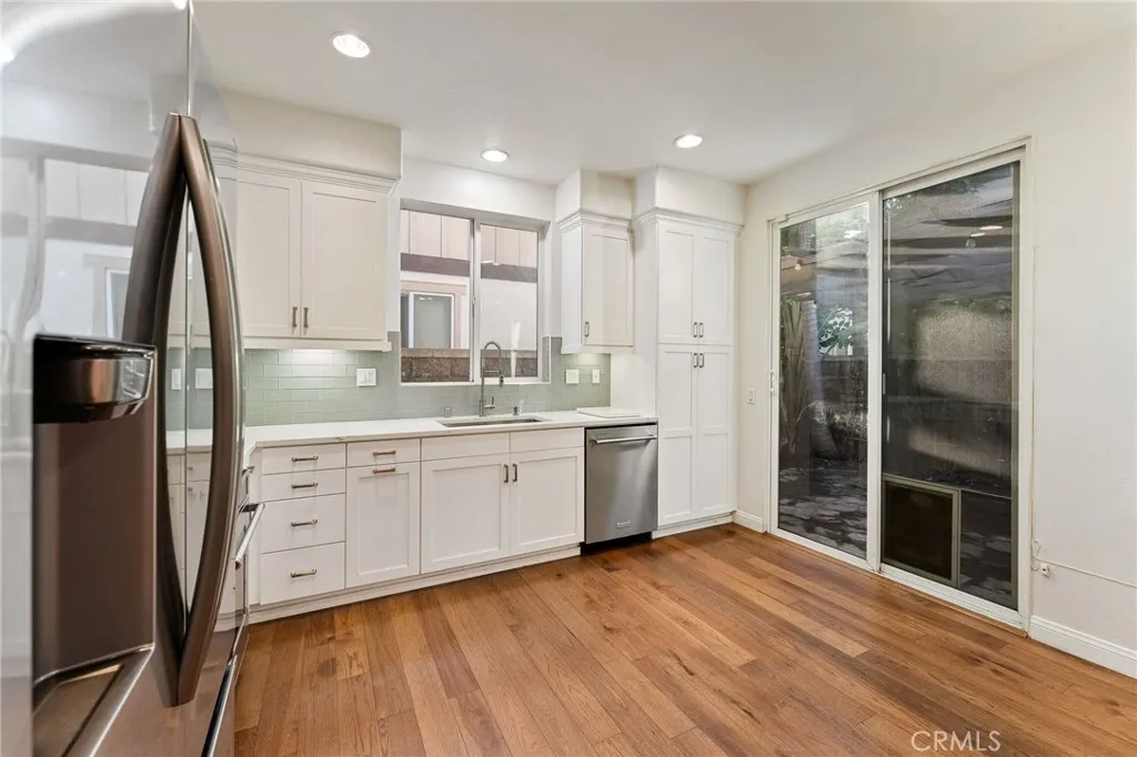 Additional image 11 of 204 Windy Ln, Tustin, CA 92782