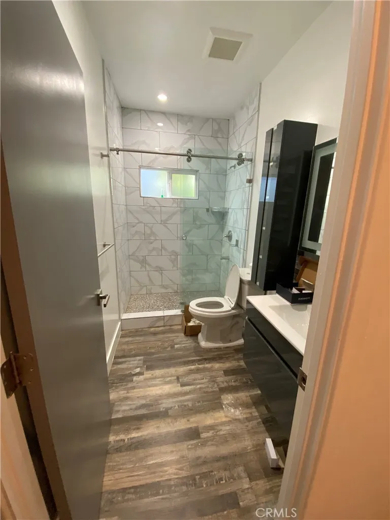 Additional image 10 of 13815 Vanowen Street, Van Nuys, CA 91405