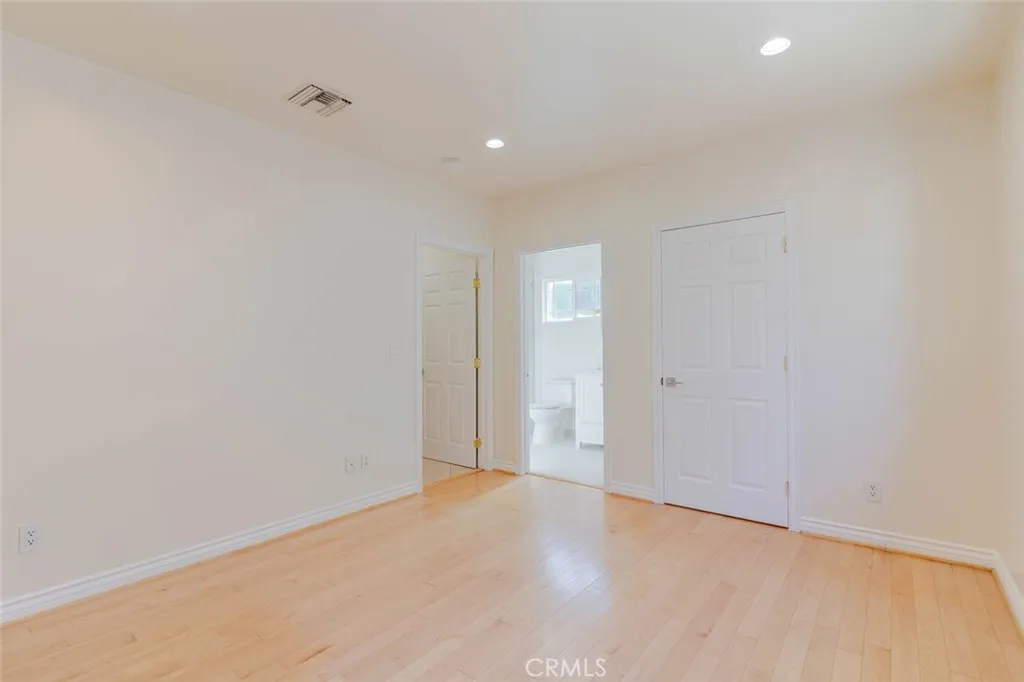 Additional image 16 of 320 E Dryden Street, Glendale, CA 91207