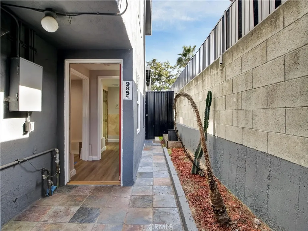 Additional image 34 of 985 Dexter Street, Los Angeles, CA 90042
