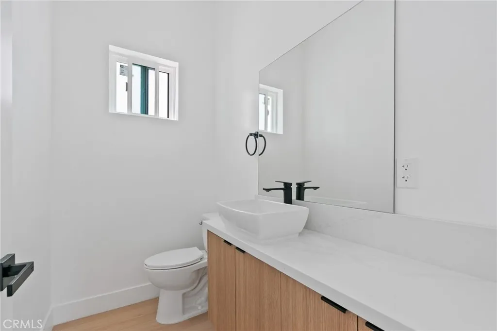 Additional image 12 of 2637 S Garth Ave Unit A, Los Angeles, CA 90034