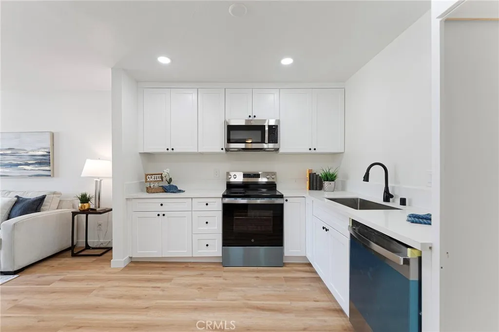 Additional image 28 of 125 N Allen Ave Unit 312, Pasadena, CA 91106