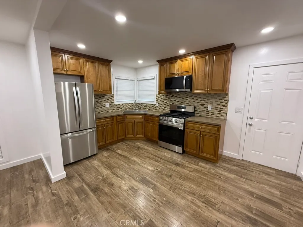 Additional image 34 of 317 W 76th St Unit 1, Los Angeles, CA 90003