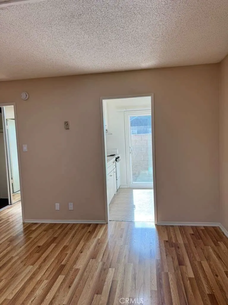 Additional image 23 of 6438 Mammoth Avenue, Van Nuys, CA 91401