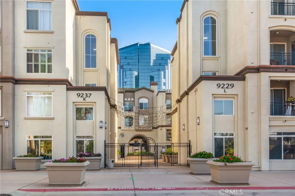 Additional image 28 of 9229 Regents Rd Unit L406, La Jolla, CA 92037