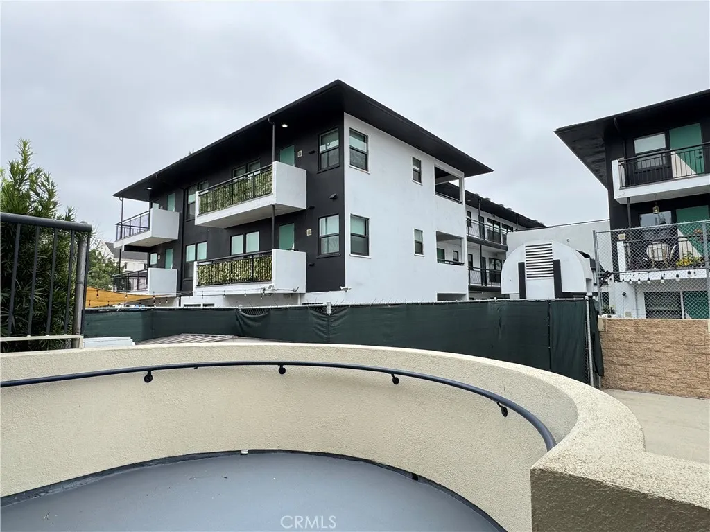 Additional image 67 of 251 N Oakland Ave Unit 10, Pasadena, CA 91101