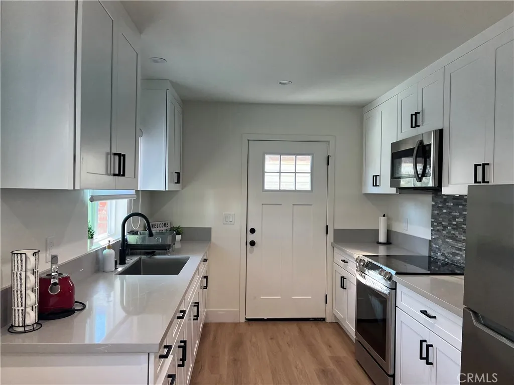 Additional image 2 of 3593 Thor Avenue, Los Alamitos, CA 90720