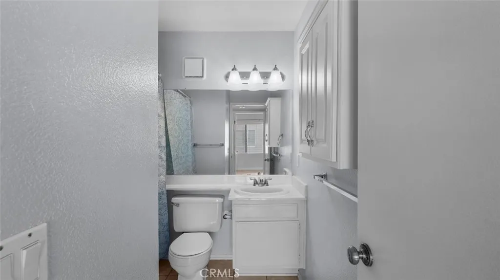 Additional image 18 of 24491 Valle Del Oro Unit 201, Newhall, CA 91321