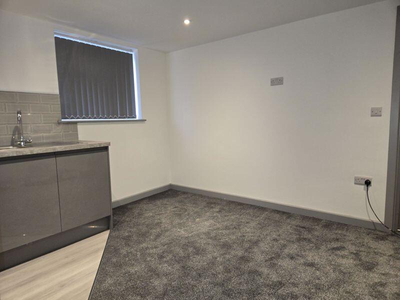 Additional image 4 of Apartment 3 (Second floor), 172 Tiverton Road, Selly Oak, Birmingham, B29 6BU