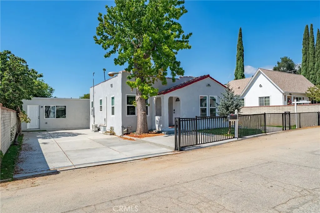 Additional image 3 of 2461 Saint Pierre, Altadena, CA 91001