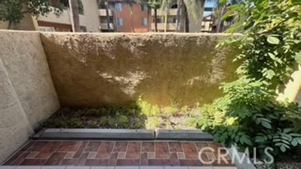 Additional image 13 of 15425 Sherman Way Unit 101, Van Nuys, CA 91406