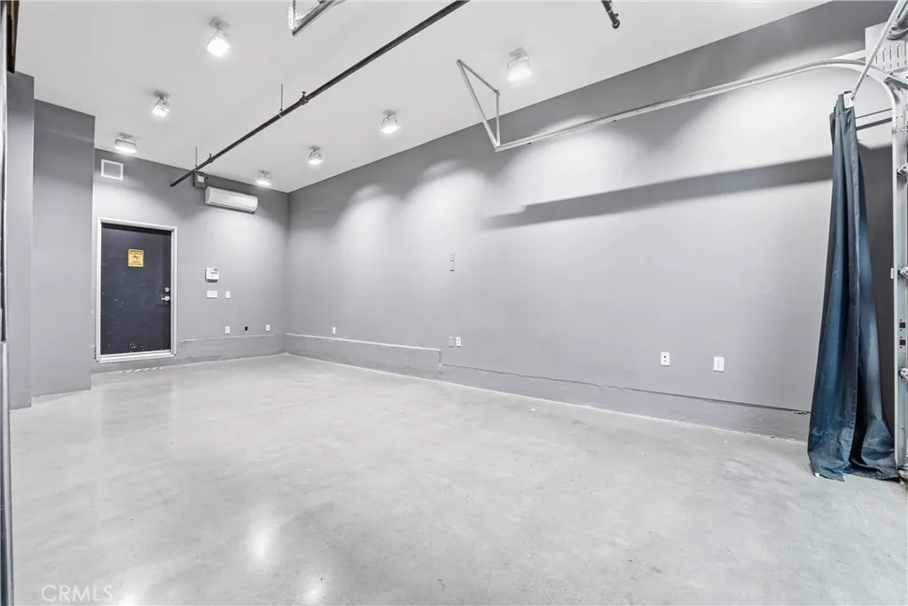 Additional image 7 of 911 E Santa Ana Blvd, Santa Ana, CA 92701