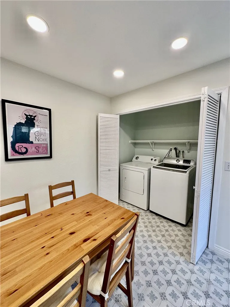 Additional image 39 of 19 Dartmouth, Irvine, CA 92612