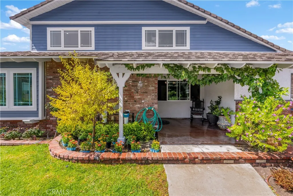 Additional image 38 of 24405 Derian Dr, Newhall, CA 91321