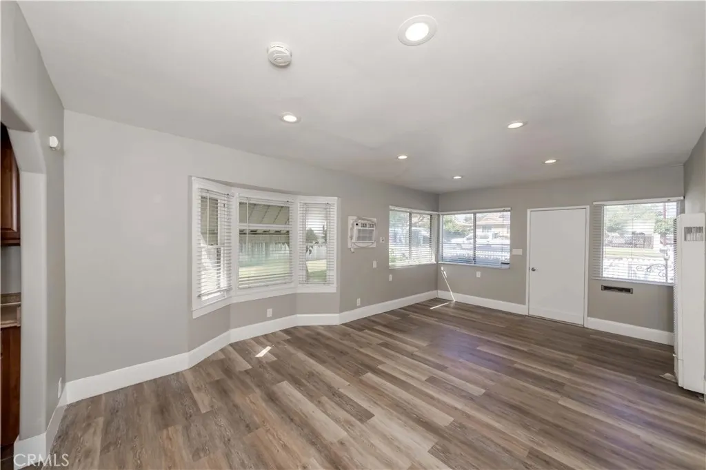 Additional image 29 of 358 E 11th St, Upland, CA 91786