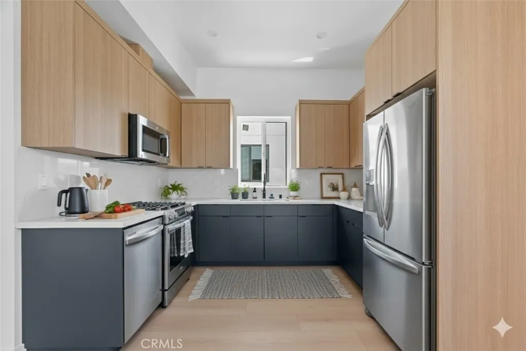 Additional image 17 of 2637 S Garth Ave Unit A, Los Angeles, CA 90034