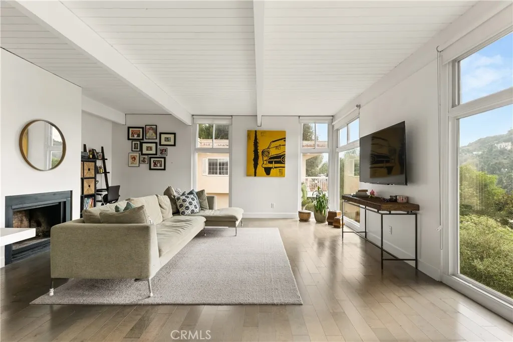 Additional image 5 of 3339 N Knoll Drive, Los Angeles, CA 90068