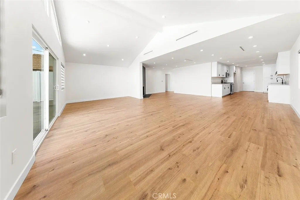 Additional image 2 of 14727 Leadwell, Van Nuys, CA 91405