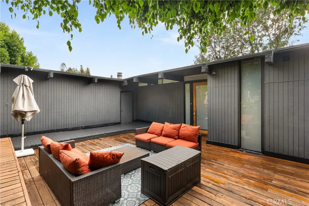 Additional image 23 of 3339 N Knoll Drive, Los Angeles, CA 90068