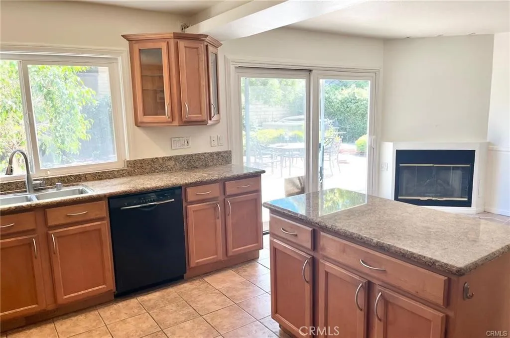 Additional image 11 of 290 N Park View Drive, Oak Park, CA 91377