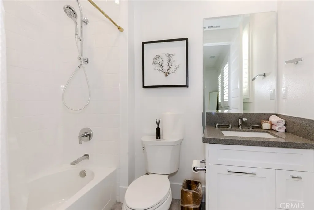 Additional image 106 of 20300 W Windsor Lane, Northridge, CA 91326