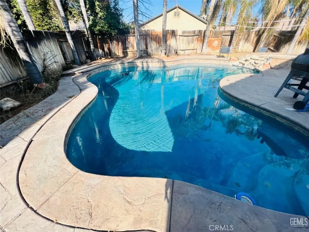 Additional image 4 of 7018 Slickrock Drive, Bakersfield, CA 93313