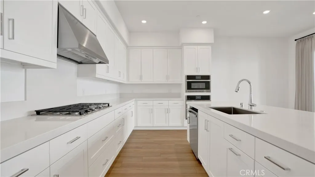 Additional image 9 of 236 Knot, Irvine, CA 92618