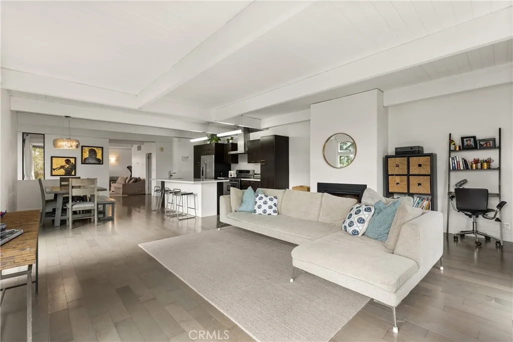 Additional image 26 of 3339 N Knoll Drive, Los Angeles, CA 90068