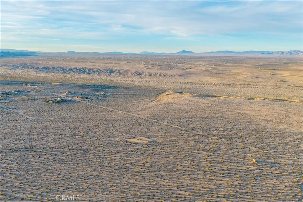 Additional image 77 of 3 Laura Lane, 29 Palms, CA 92277