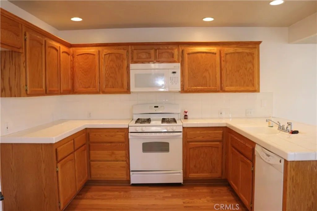 Additional image 9 of 11243 Pinon Avenue, Hesperia, CA 92345