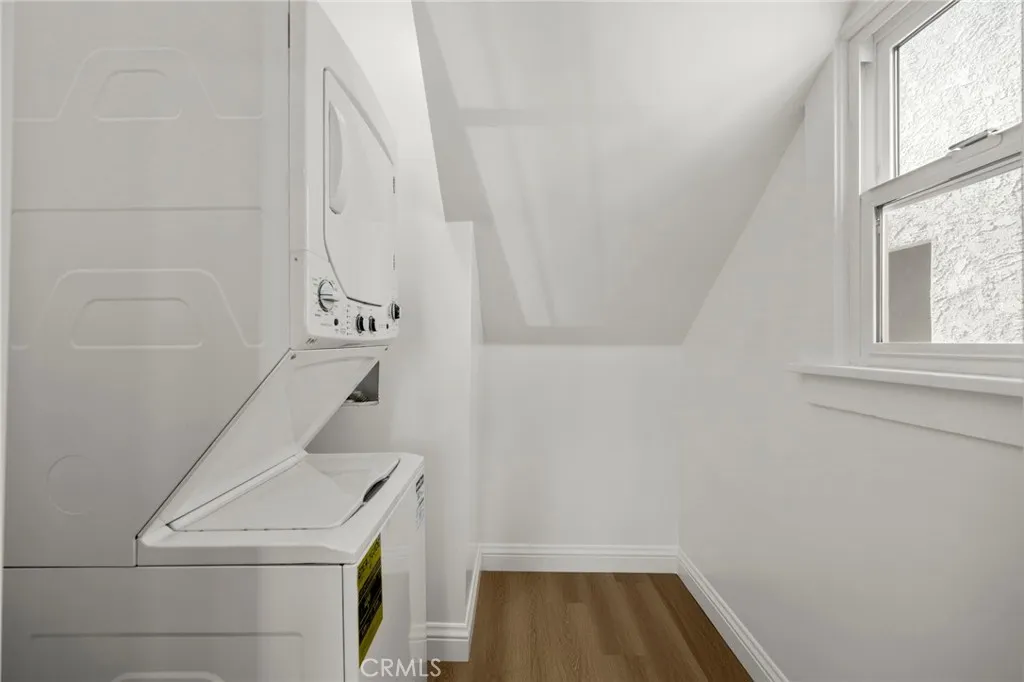 Additional image 24 of 1822 E 2nd Unit 11, Long Beach, CA 90802