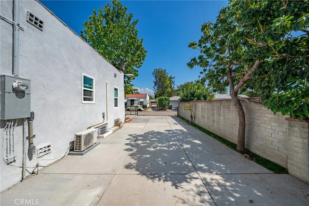 Additional image 28 of 2461 Saint Pierre, Altadena, CA 91001