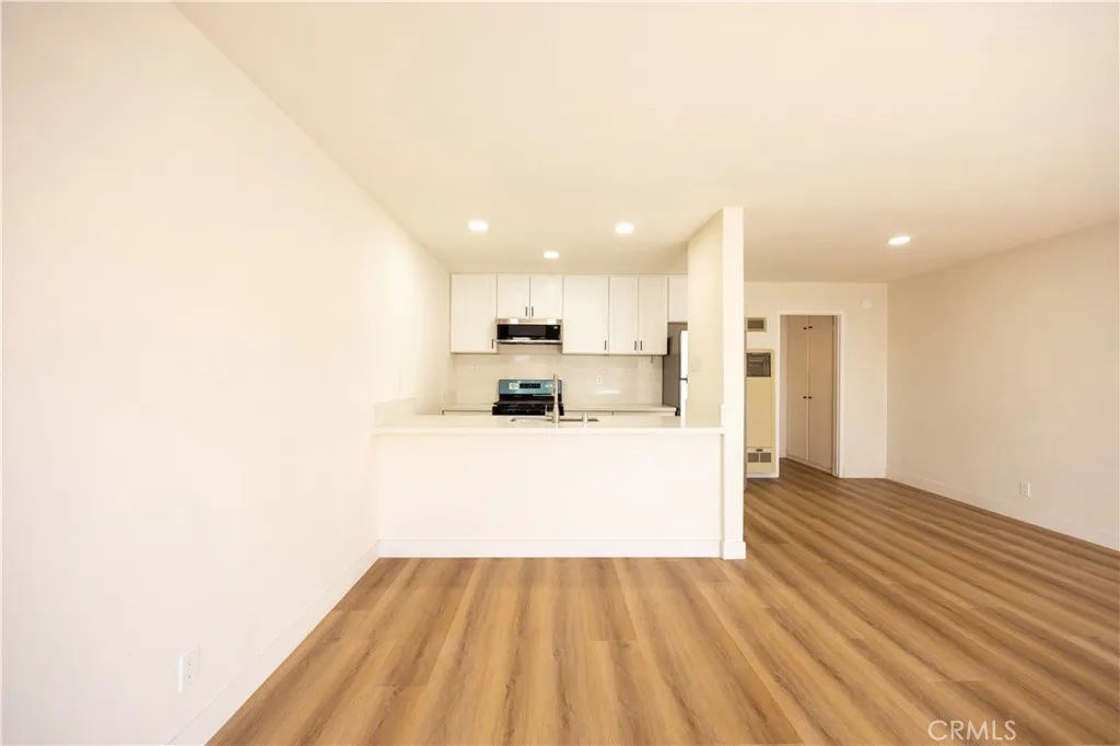 Additional image 3 of 115 N Walnuthaven Drive Unit 1, West Covina, CA 91790